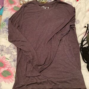 Long sleeve greyish/brownish purple top